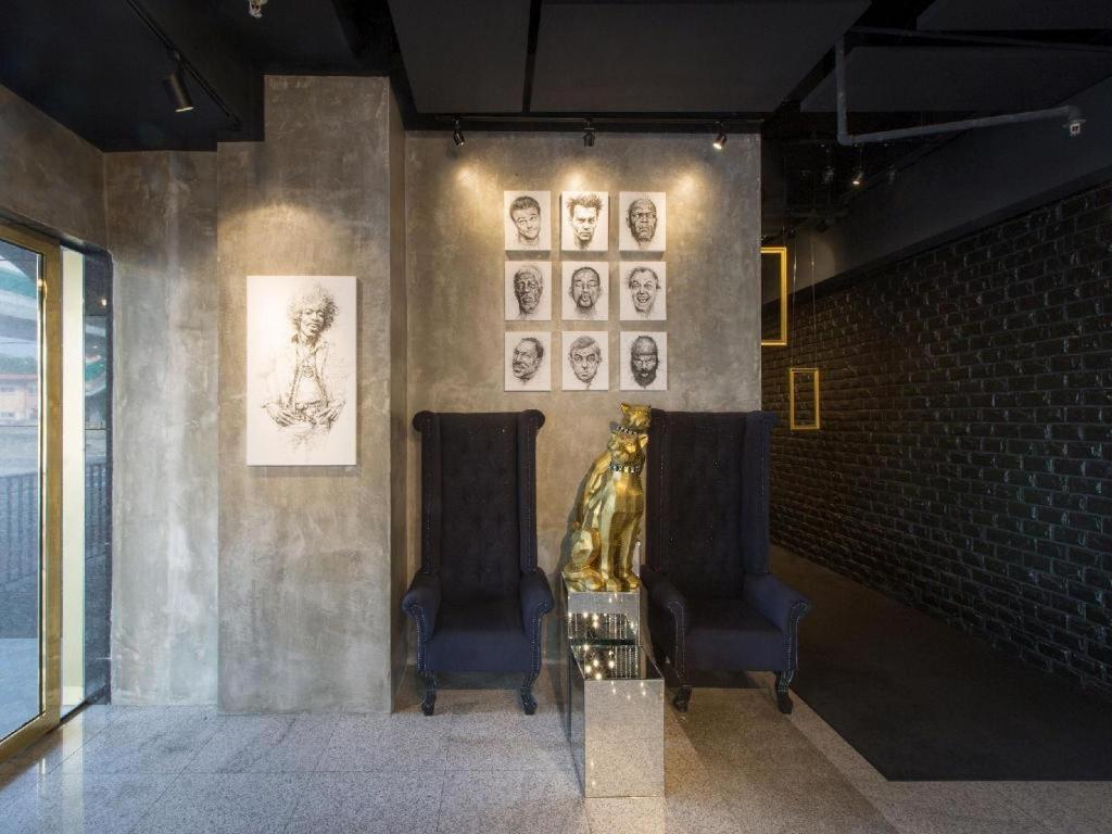 The Hulo Hotel & Gallery Kuala Lumpur Exteriör bild